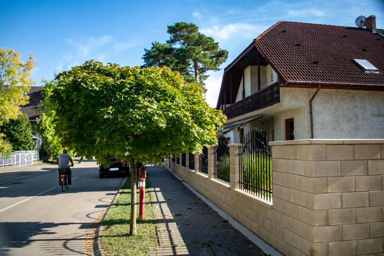 Zsolnay Apartman 希欧福克 外观 照片