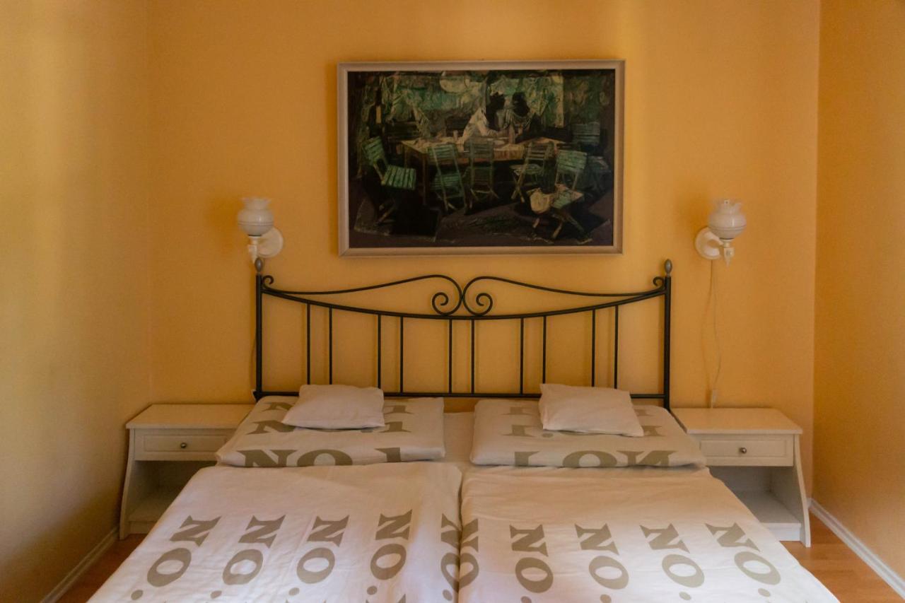 Zsolnay Apartman 希欧福克 外观 照片
