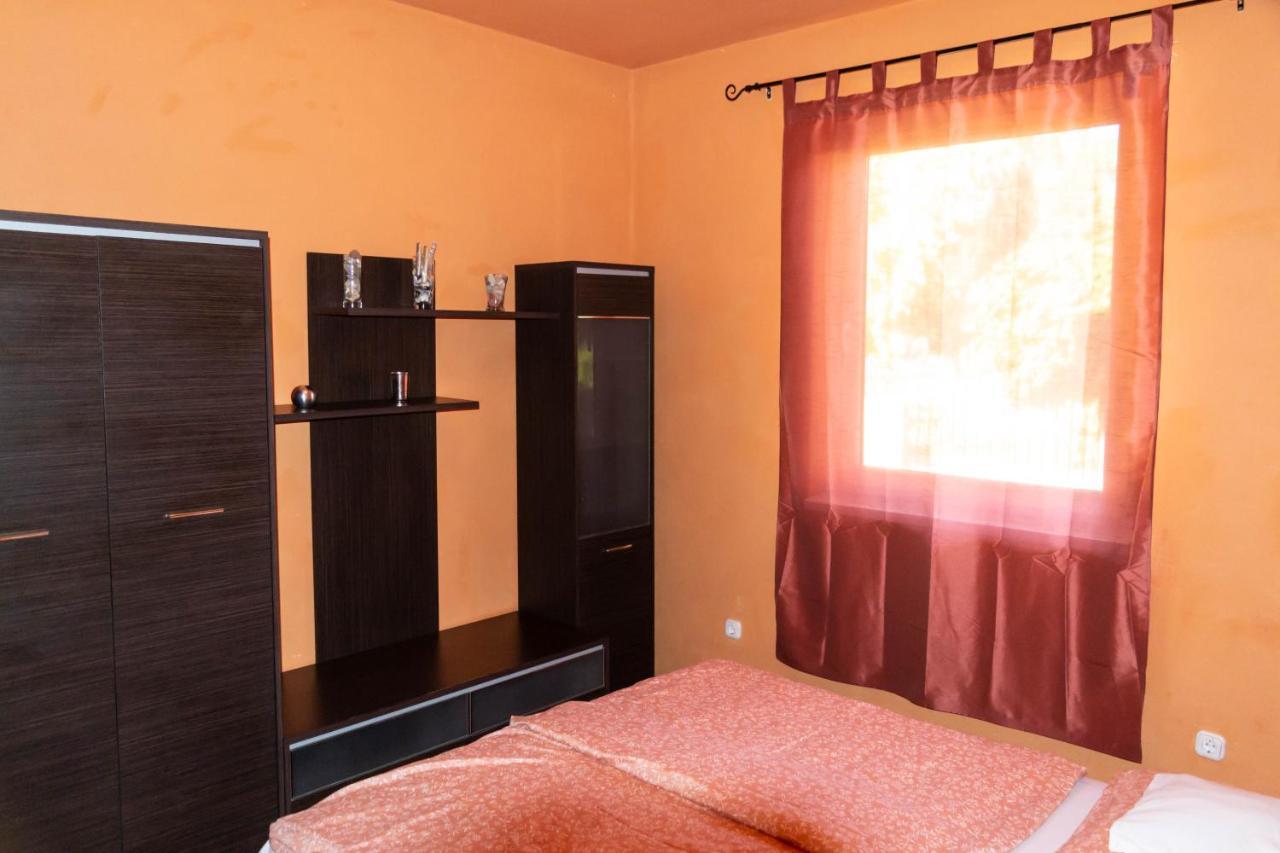 Zsolnay Apartman 希欧福克 外观 照片